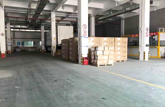 恒遠(yuǎn)倉庫照片